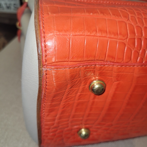 ****PRICE REDUCTION****Brahmin Orange & Cream Purse - Picture 9 of 9